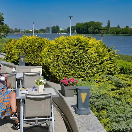 Hp Park Malta Otel Poznan